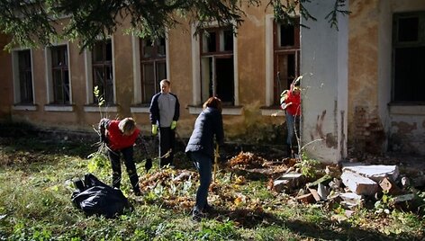 Talka prie būsimos prieglaudos pastato