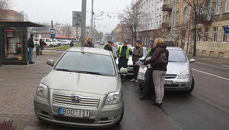 Trijų automobilių avarija