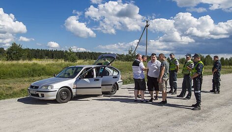 Policija prie Vilniaus tikrina lenkų futbolo aistruolius