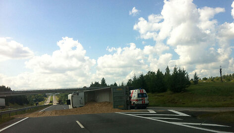 Avarijos vietoje autostradoje Klaipėda&ndash;Kaunas
