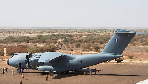 Prancūzijos karinis transporto lėktuvas &bdquo;Airbus A400M Atlas&ldquo;