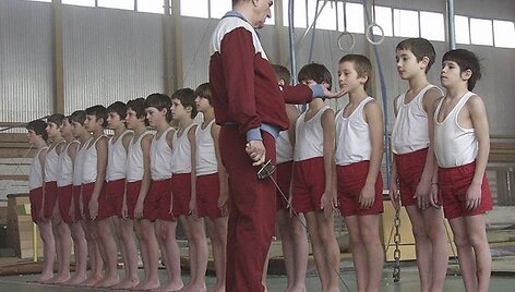 Filmas &bdquo;Balti delnai&ldquo;
