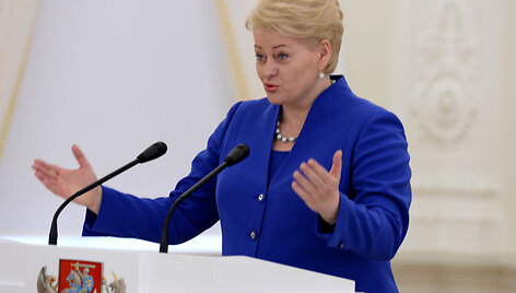 Valstybės dienos proga prezidentė Dalia Grybauskaitė skyrė ordinus ir medalius