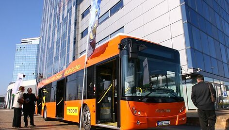 Naujo dizaino ekologi&scaron;kas autobusas 