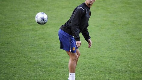 Cristiano Ronaldo pripažintas geriausiu pasaulio futbolininku.