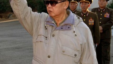 &Scaron;iaurės Korėjos lyderio Kim Jong Ilo nuotraukos suklastotos?