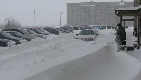 Apsnigti pėsčiųjų takai