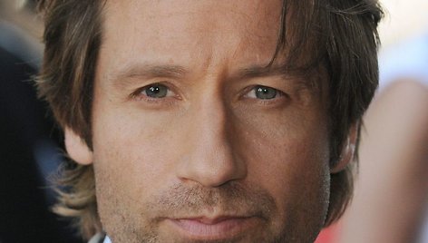 Davidas Duchovny'is gydosi nuo priklausomybės seksui?