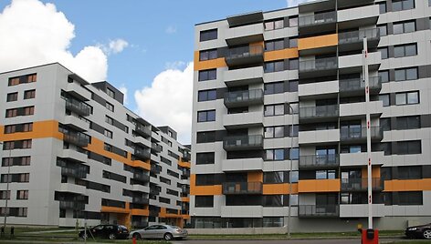 Specialistai per pusmetį darbavosi 75 daugiabučiuose.