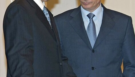 Rusijos saugumo tarybos sekretorius Nikolajus Patru&scaron;evas (kairėje).