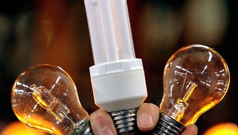 AB RST teigia ir patys savo klientus skatinantys racionaliau vartoti elektros energiją.