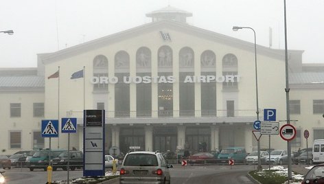 Vilniaus Tarptautinis Oro uostas įtakos aviakompanijų sprendimams dėl klientų neturi.