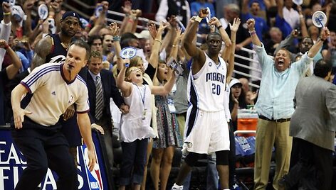 Orlando komanda ir sirgaliai &scaron;venčia pergalę