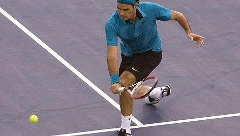 R.Federeris nesunkiai susitvarkė su varžovu kanadiečiu.