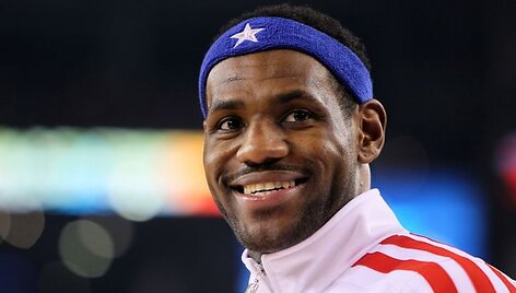 L.Jamesas piktinosi NBA vadovų požiūriu į Klivlando klubą