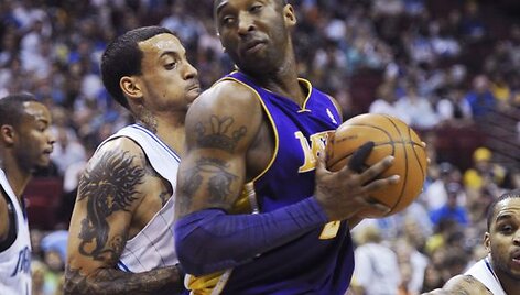 K.Bryantas pelnė 34 ta&scaron;kus, tačiau tai nuo pralaimėjimo &bdquo;Lakers&ldquo; nei&scaron;gelbėjo
