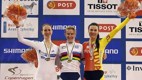 Vilija Sereikaitė (de&scaron;inėje) laimėjo pasaulio čempionato bronzą