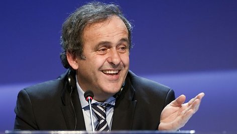 M.Platini pateikė ultimatumą Seribijai