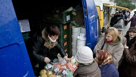 Sostinės meras pirmadienį susitikime su smulkiaisiais verslininkais žadėjo mieste plėtoti ūkininkų prekybą.