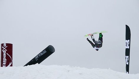 Šeštadienį Vilniaus Liepkalnio žiemos trasoje vyko „Possible Air“ snieglenčių varžybos.