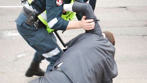 Seimo nario Petro Gražulio susirėmimas su policijos pareigūnais