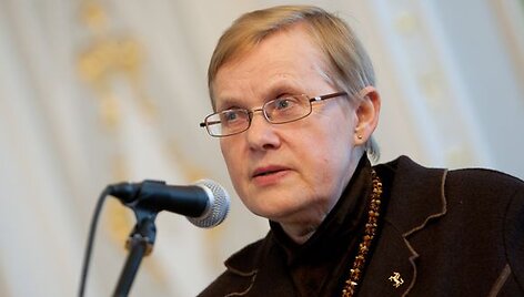 V.Daujotytė