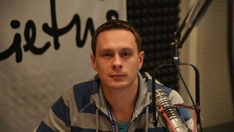 &bdquo;Lietaus&ldquo; balsas Aurimas &Scaron;e&scaron;tokas dar spėja ir ra&scaron;yti bei groti.