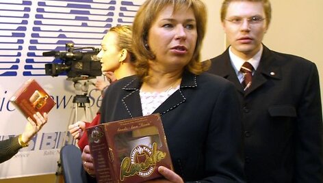Nesusitarė: R.Smailytė visomis i&scaron;galėmis reklamavo &bdquo;Renatos&ldquo; brendį, o dabar siekia uždrausti &scaron;io prekės ženklo naudojimą.