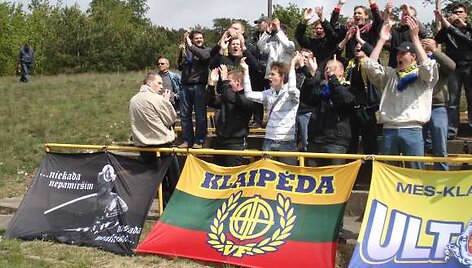 Praėjusį savaitgalį Klaipėdos &bdquo;Atlanto&ldquo; gerbėjai per varžybas i&scaron;kleidė naują transparantą A.Lučiūno atminimui su užra&scaron;u &bdquo;Niekada nepamir&scaron;im, niekada neatleisim.&ldquo;