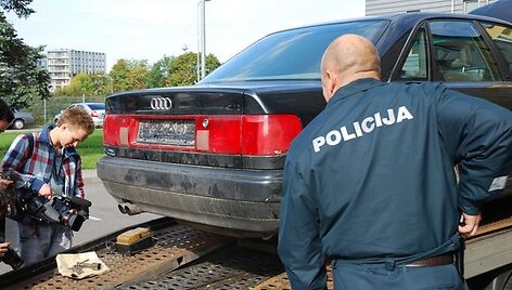 Ma&scaron;invagių profesionaliai &bdquo;tiuninguotas&ldquo; automobilis &bdquo;Audi S6&ldquo;