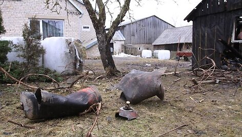 Vyri&scaron;kį sužalojo sprogusių dujų balionų nuolaužos.