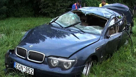 Ekspertai nustatė, kad prie&scaron; avariją &scaron;io BMW vairuotojas kone dvigubai vir&scaron;ijo leistiną greitį.