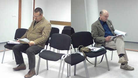 Nepriklausomas auditorius M.Stankevičius (kairėje) ir FNTT specialistas V.Kliauba teismui pateikė prie&scaron;taraujančias i&scaron;vadas apie statybų įmonės mokumą.