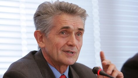G.Paviržis atsainiai elgėsi gatvėje, tačiau tikino suprantantis, kaip svarbu laikytis taisyklių.