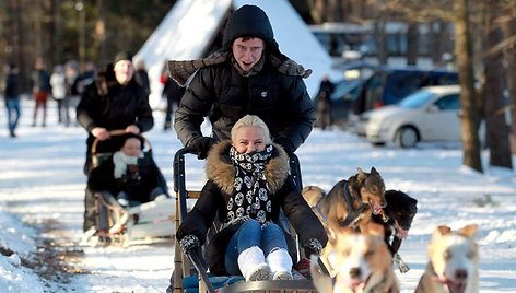 Marius Jampolskis su drauge Renata Uzialkaite