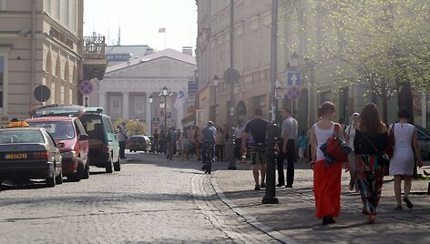 Saulėje &scaron;vytintis Vilnius nudžiugino užsienio turistus
