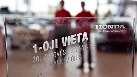 &bdquo;Honda Civic&ldquo; ekspedicijos&ldquo; dalyvių apdovanojimas
