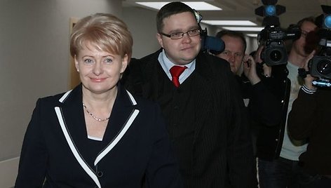 Eurokomisarė Dalia Grybauskaitė pateikė pareiškinius dokumentus Vyriausiajai rinkimų komisijai