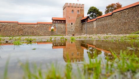 Atstatyta Medininkų pilis