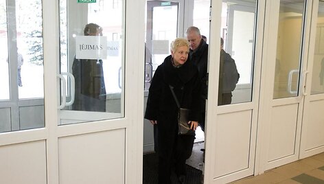 Seimo pirmininkė Irena Degutienė atidavė savo balsą.