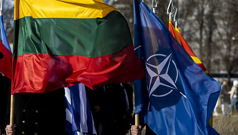 Luki&scaron;kių aik&scaron;tėje vyko Lietuvos įstojimo į NATO minėjimas