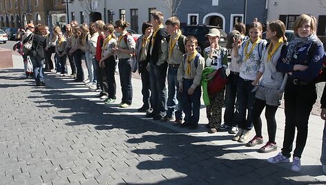 &Scaron;e&scaron;tadienį skautai i&scaron; visos Lietuvos kampelių traukė į Vilnių &scaron;vęsti jų globėjo - &Scaron;v. Jurgio dienos