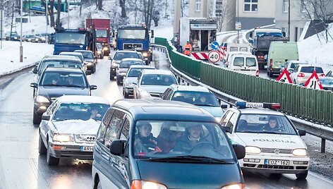 Spūstys Geležinio Vilko gatvėje ties A.Go&scaron;tauto gatve.