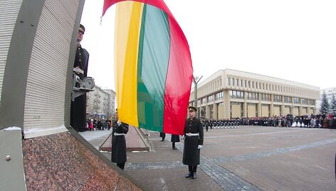 Vėliavos pakėlimo ceremonija.