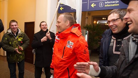 Gintauto Igario sutiktuvės Vilniaus oro uoste.