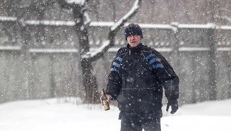 Antradienio rytą Vilniuje sninga