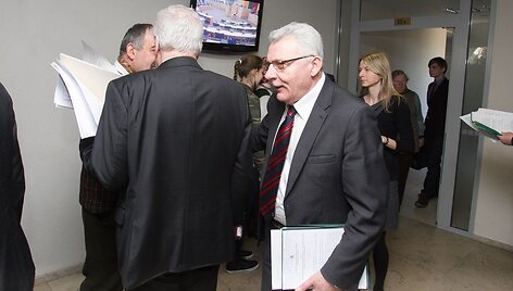 Seime susirinkę Žygaiti&scaron;kiai liko be atsakymo: parlamentarai atidėjo sprendimą dėl skalūnų dujų žvalgybos Lietuvoje.