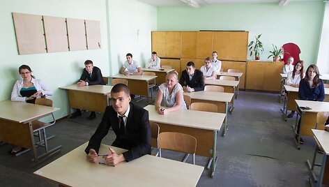 Abiturientams &ndash; i&scaron;bandymas lietuvių kalba
