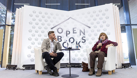 Festivalis „Open books“: rekordinis lankytojų skaičius, įkvepiantys pokalbiai apie Ukrainą, S.Aleksijevič vizitas