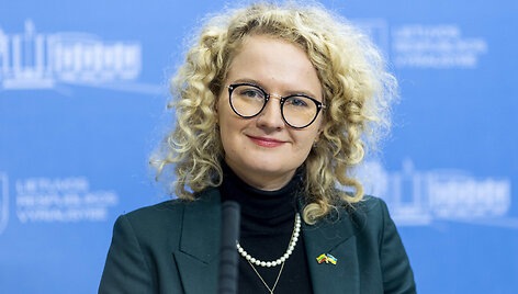 Au&scaron;rinė Armonaitė